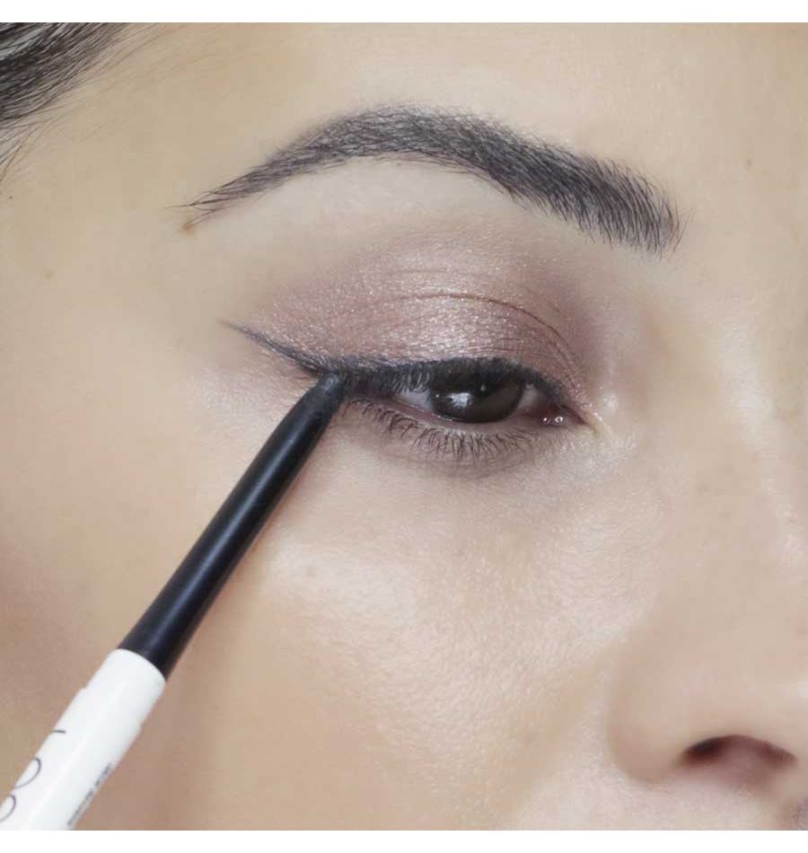 Beter Eyeliner con difuminador. Efecto terciopelo Gran oferta