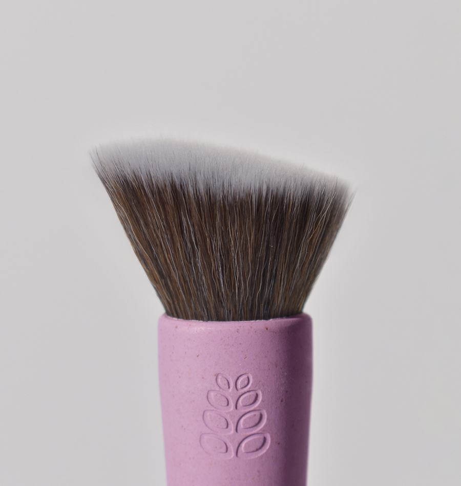 Beter BROCHA ANGULADA MAQUILLAJE FLUIDO NATURAL FIBER Últimos 2 días