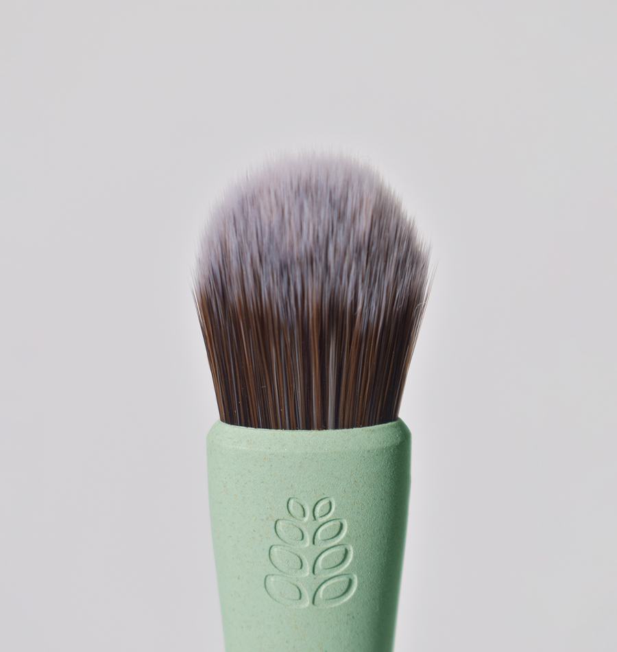 Beter BROCHA PARA MAQUILLAJE FLUIDO NATURAL FIBER Último día