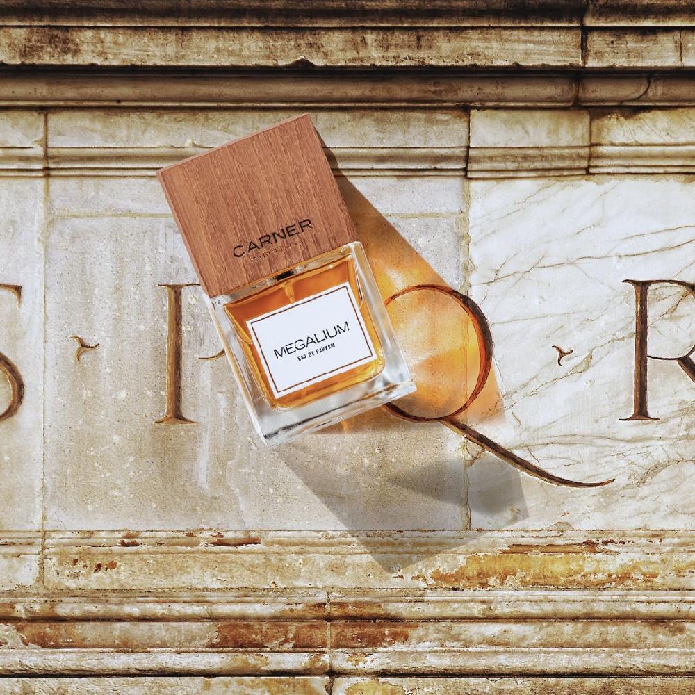 Carner barcelona Megalium - Perfume Unisex Especiado Ahorra y exporta