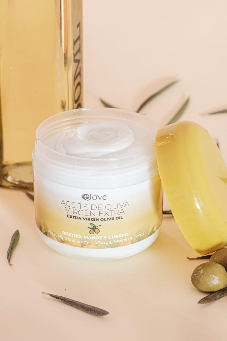 Ejove CREMA HIDRATANTE CON ACEITE DE OLIVA PARA ROSTRO MANOS Y CUERPO [EJ128] 300ml COMPRAR AHORA
