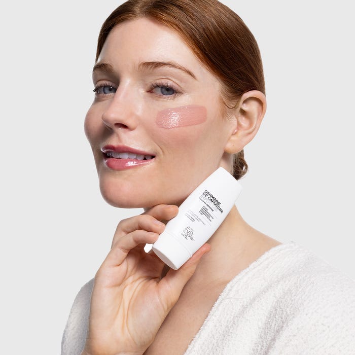 Germaine de capuccini Daily Hi-Defense SPF50 Con Color Última moda