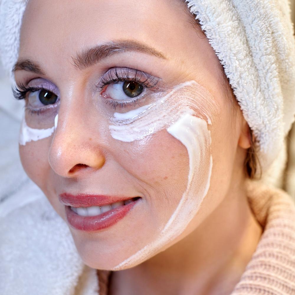 skin generics Mascarilla Noche Bakuchiol Reafirmante con Células Madre Rebajas de fin de temporada