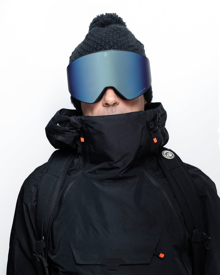 uller Avalanche Black / Blue Ahorra y exporta