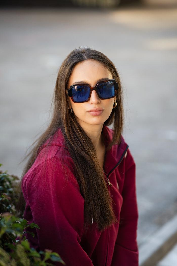 uller Nazare Black Tortoise / Blue Grandes ahorros