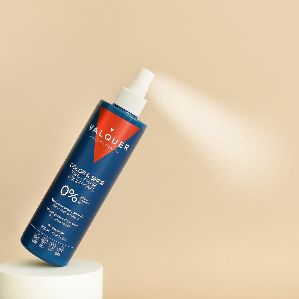 valquer laboratorios Acondicionador bifásico potenciador color y brillo para cabellos teñidos - 300 ml Gran oferta
