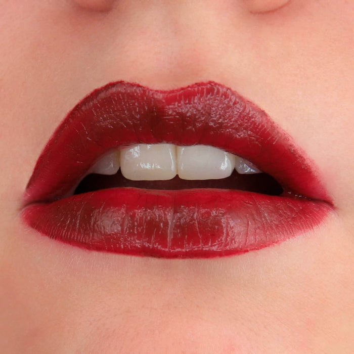 viva la diva Lipstick Wine Red #110 Promoción trimestral