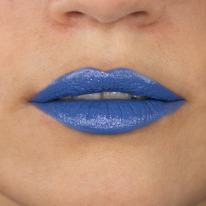 viva la diva Matte Liquid Lipstick Blueberry Solo queda un día