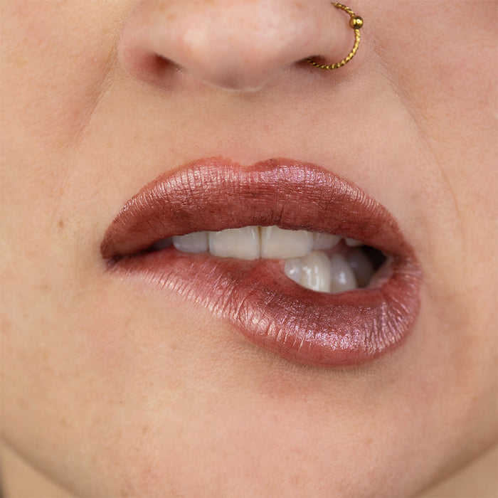 viva la diva Metallic Shine Liptint Coconut Ahorra y exporta