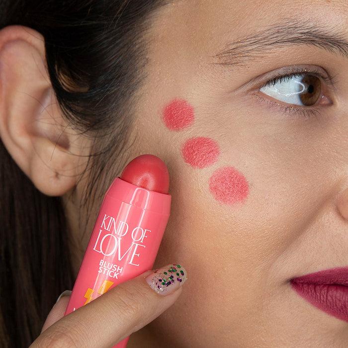 viva la diva Kind of Love Blush Stick #2 Summer Love 2025