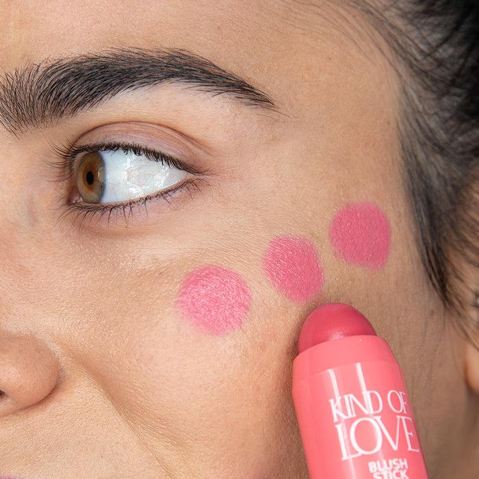 viva la diva Kind of Love Blush Stick #3 Flirting En línea