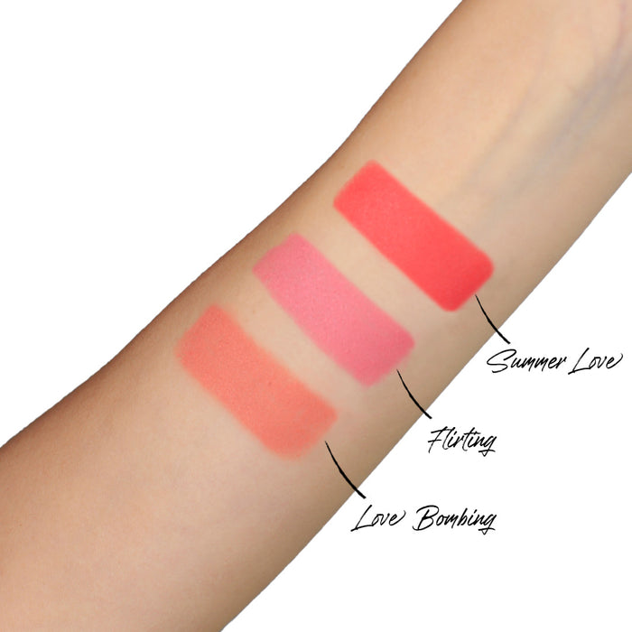 viva la diva Kind of Love Blush Stick #3 Flirting En línea