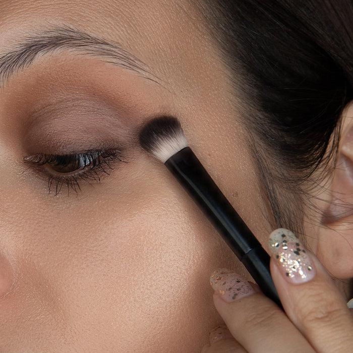 viva la diva Besties Forever Eyeshadow brush Carrie Grandes ahorros