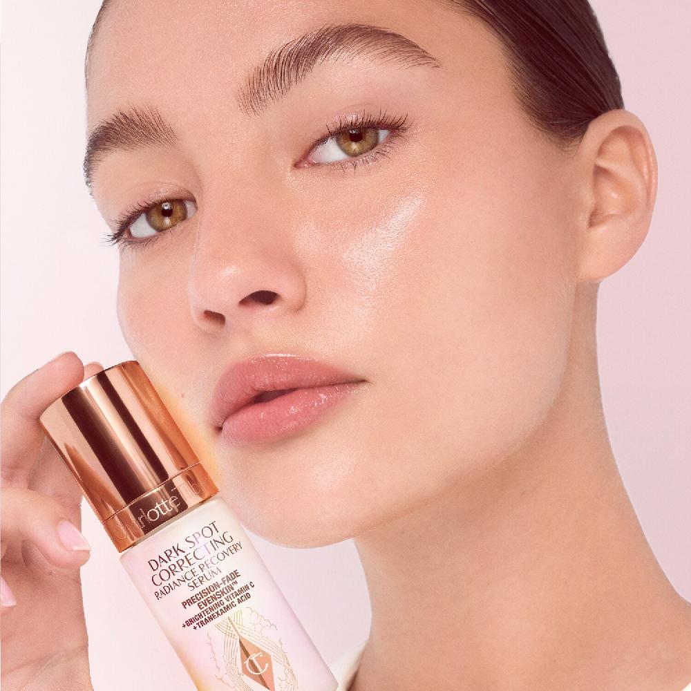 Charlotte Tilbury Dark Spot Correcting Radiance Recovery Serum - Sérum Antimanchas 2025