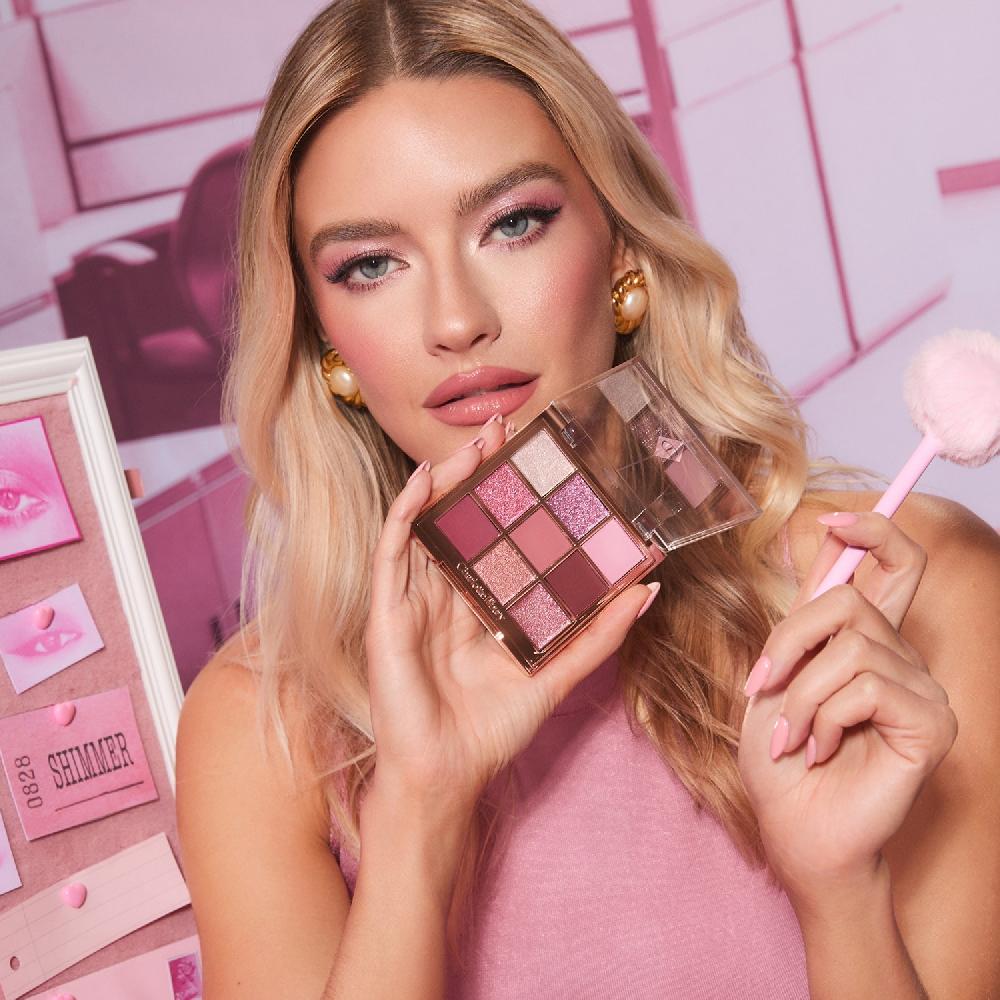 Charlotte Tilbury Charlotte's Palette of Beautifying Eye Trends - Paleta de Sombras de Ojos Rebajas