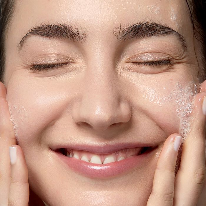 Fresh Soy Face Cleanser - Gel limpiador facial y desmaquillante con soya Último día