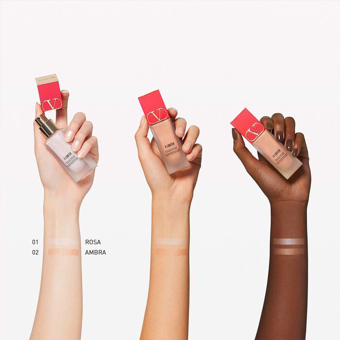 Valentino V-Lighter - Iluminador líquido 2 en 1 - Hidratante alisador iluminador Gran oferta