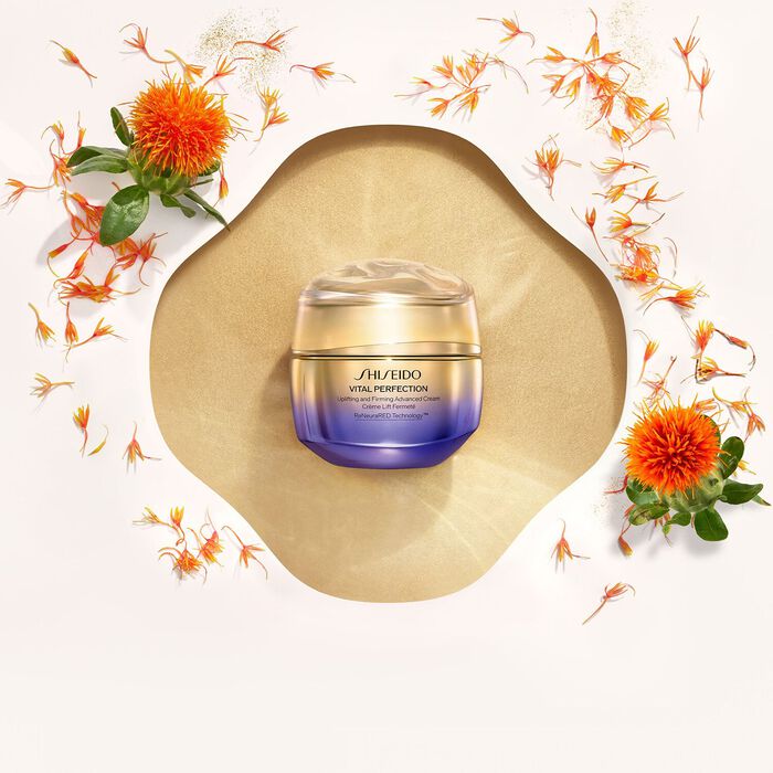 Shiseido Vital Perfection Uplifting and Firming Advanced Cream Enriched - crema antiedad Venta caliente
