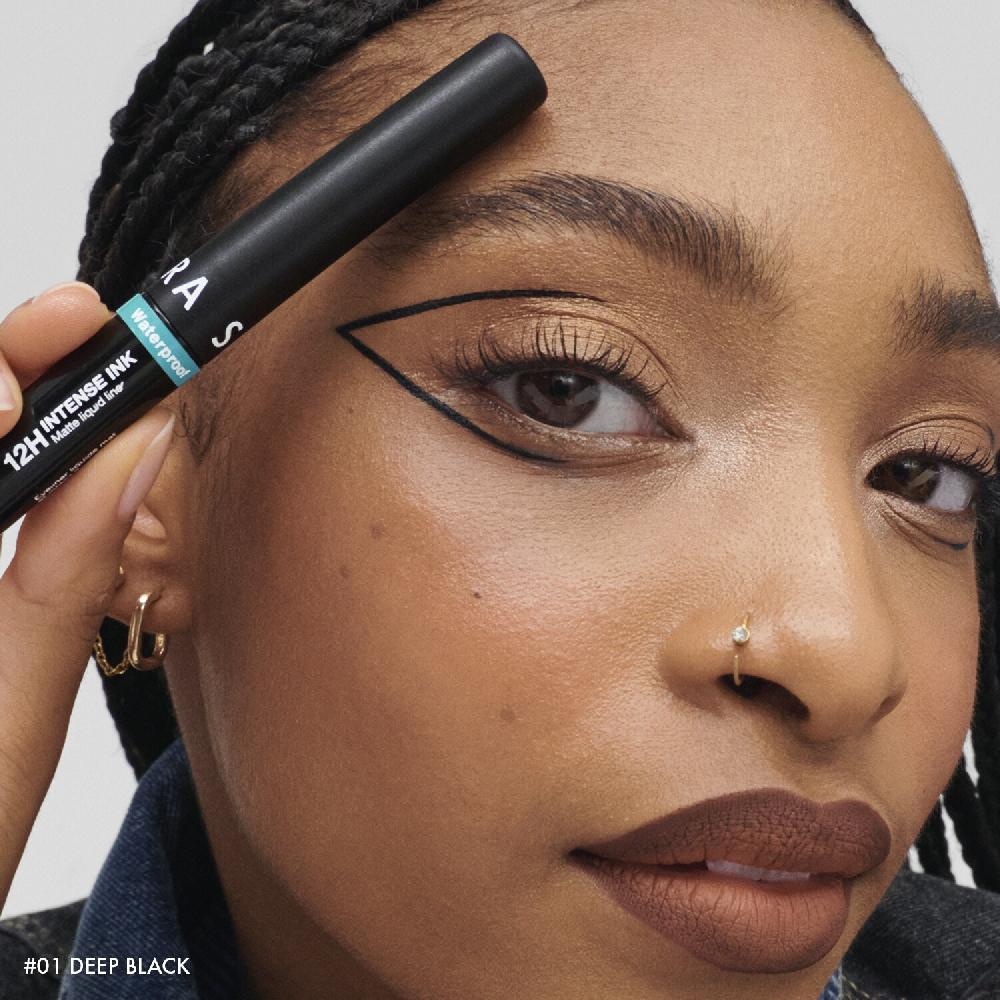 Sephora Collection Intense Ink Liner - Eyeliner líquido mate e intenso Últimos 2 días