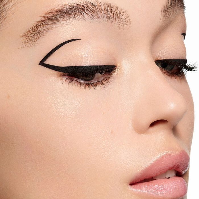 Guerlain Noir G - Eyeliner Graphique de horas de duración 24h - resistente al agua Envío internacional gratuito
