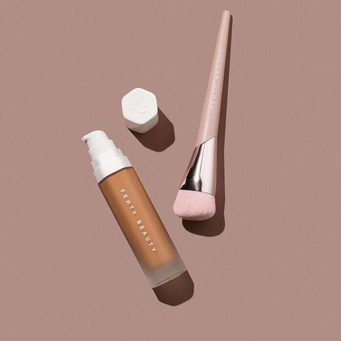 Fenty Beauty Precision Foundation Brush 145 - Brocha de maquillaje Mejor oferta