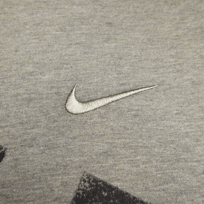 Nike Nike Primary SwooshCamiseta Dri-FIT versátil de manga corta - Hombre Oferta especial de fábrica