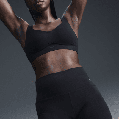 Nike Nike AlateSujetador deportivo convertible con almohadilla de sujeción alta - Mujer Grandes descuentos